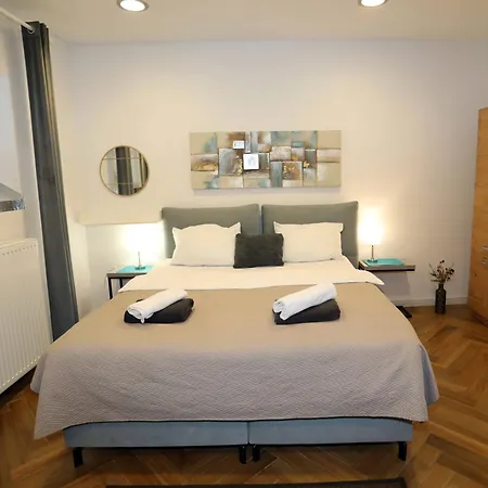 Dj - Center Пула